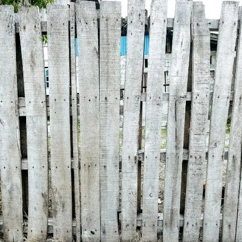 Dirty Fence