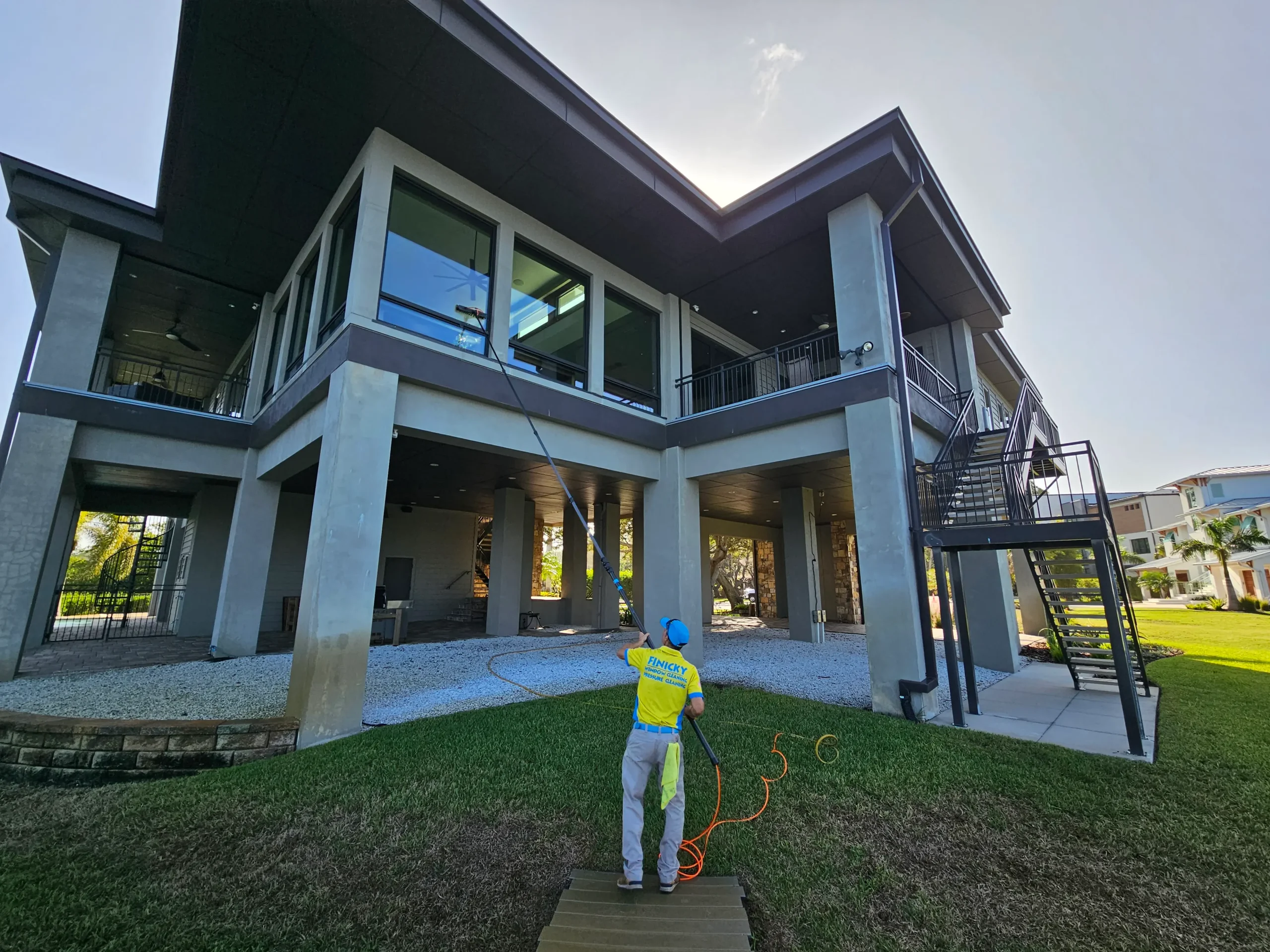 window cleaning Pinellas and Hillsborough counties