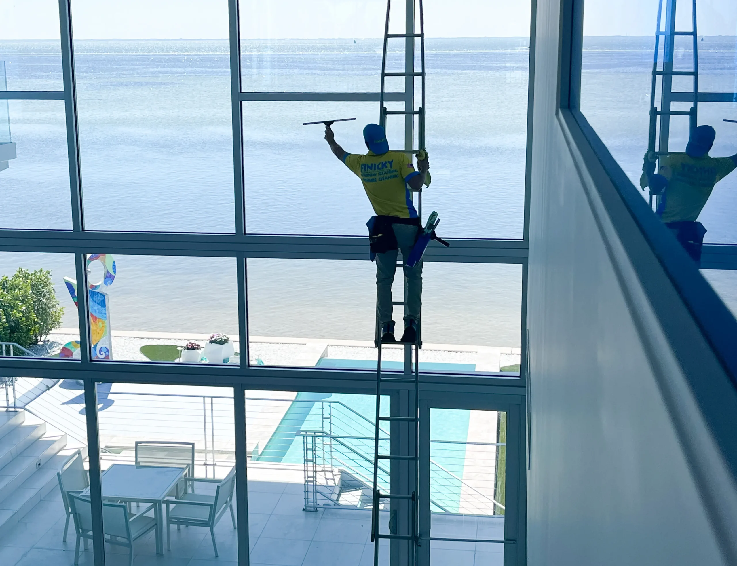 window cleaning Pinellas and Hillsborough counties