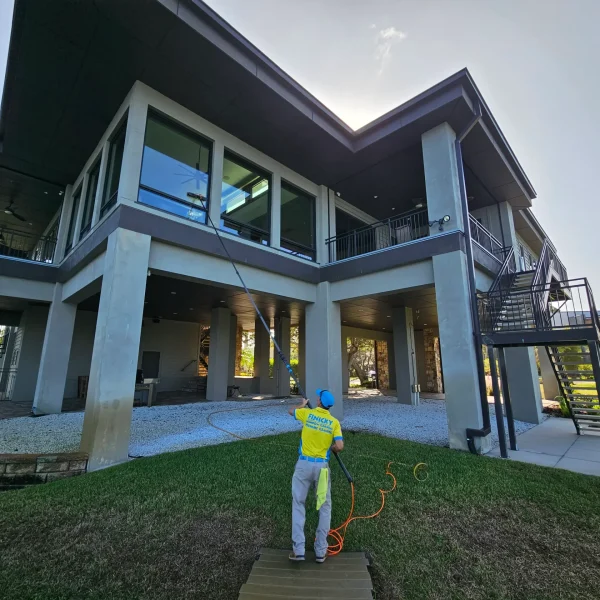 window cleaning Pinellas and Hillsborough counties